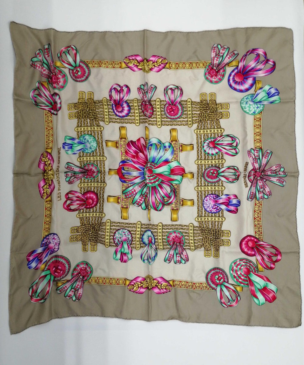 HERMES Carre 90 Scarf 100% Silk Made in France Ladies Authentic