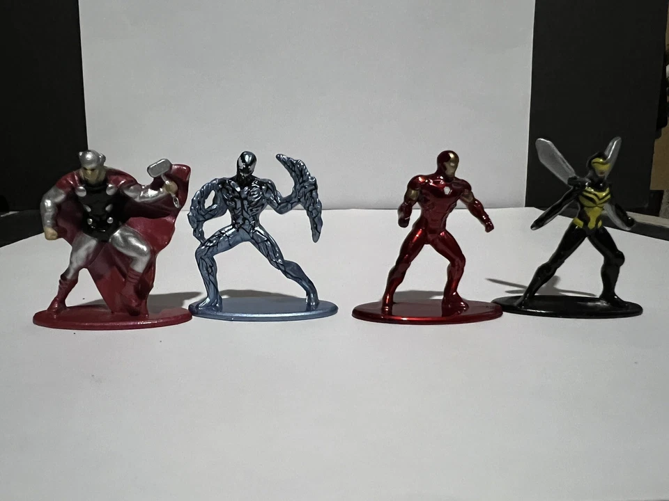 Lote de 20 figuras de metal fundido a presión mini figuras de Jada Toys Marvel nano Foto 4 de 4