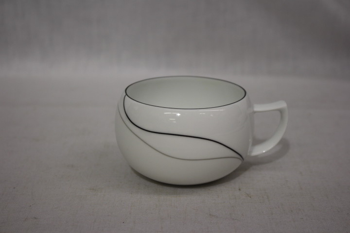 33種35個セット 22pc Mikasa Fine China THREADS Black/White/Gray LAL03 8