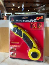 JC HAMMER Cutting Edge Roller- Utility Knife w/ Roller for Screen & Carpet