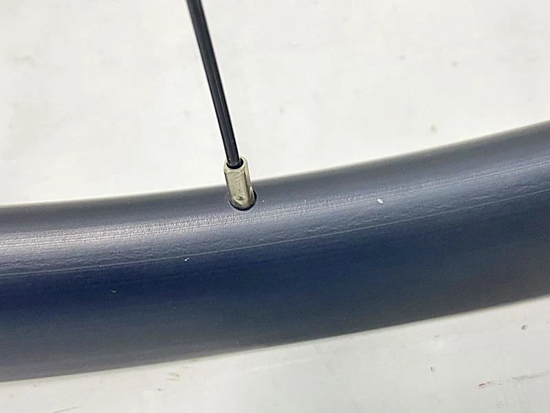 Juego de ruedas CHRIS KING R45/VELOCITY Aileron 700C DISC 11s Tubeless USADO Foto 3 de 4