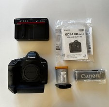 Canon 1DX MK.II 20.2MP Full Frame DSLR Camera Body WITH BOX Memory Card Reader