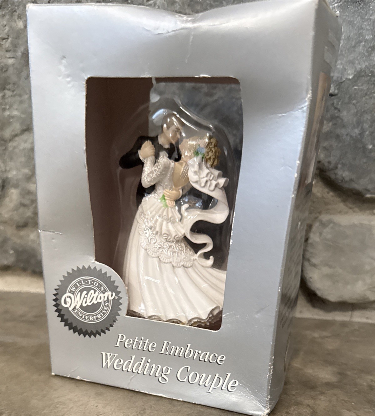 Wilton Enterprises Petite Wedding Couple Cake Topper 1998 4