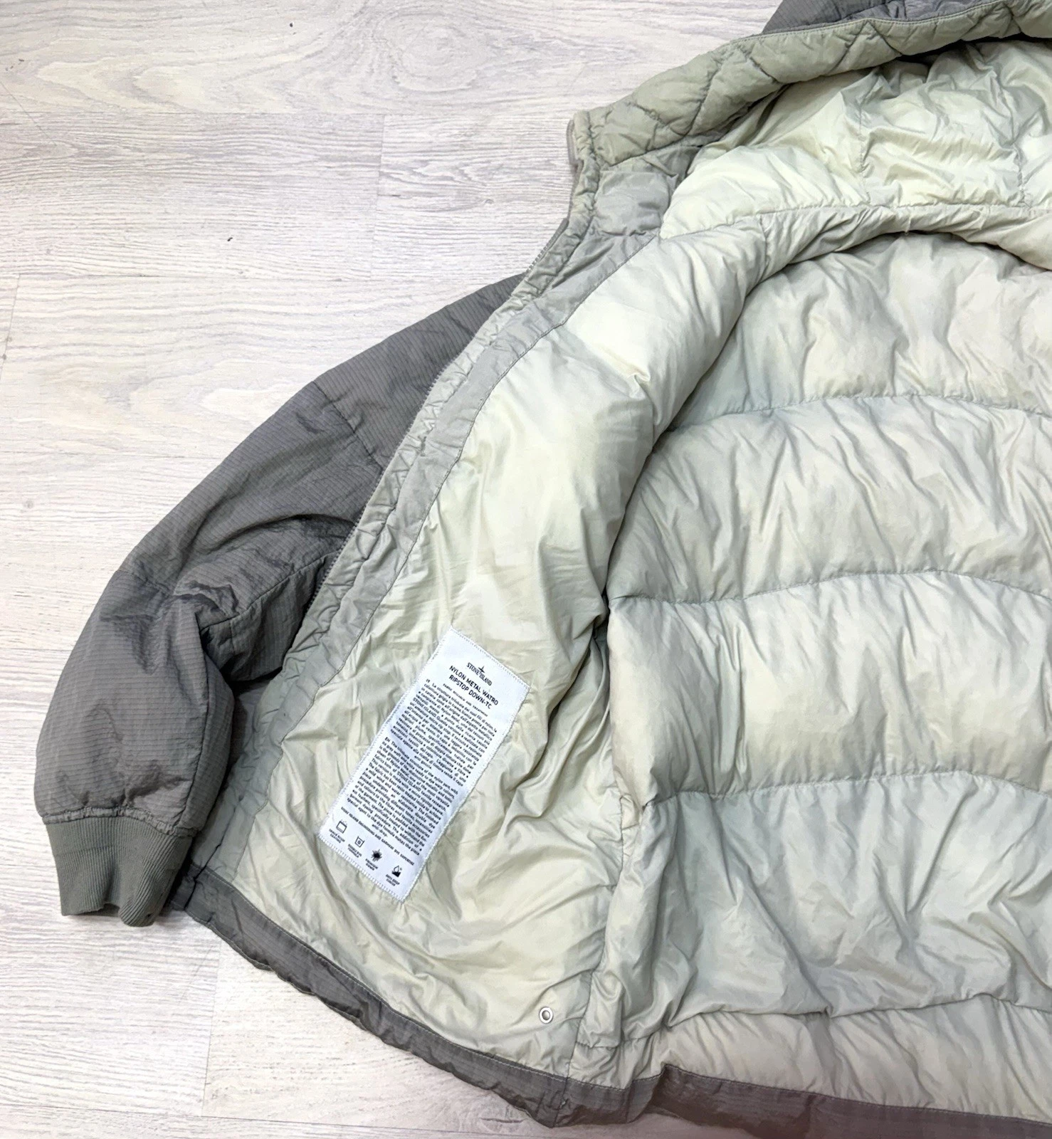 Stone Island Nylon Metal Watro Rip stop Down TC Green Graysh Sz M Jacket READ - product detail image 21