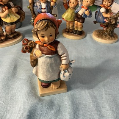 vintage hummel #249 Weary Wanderer  Excellent Condition Goebel West Germany