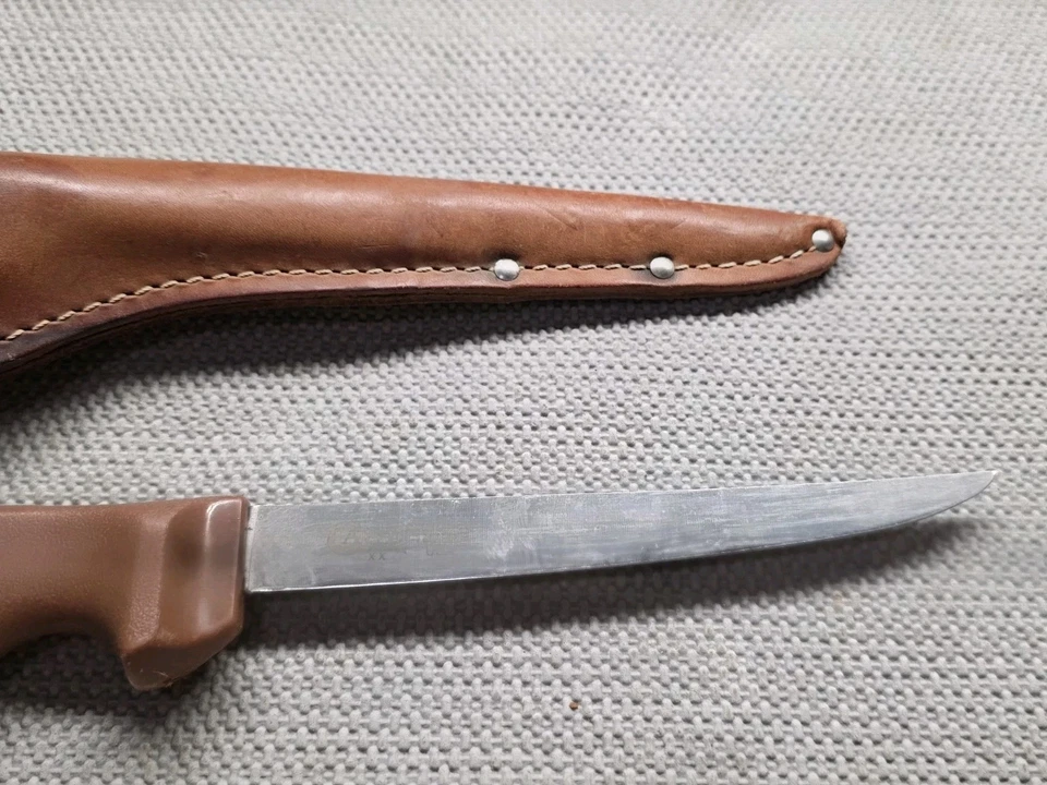 Vintage Case XX BR12 6F SSP Filet / Skinning Knife w/ Leather Sheath.  Blade 6" - Image 3 of 4