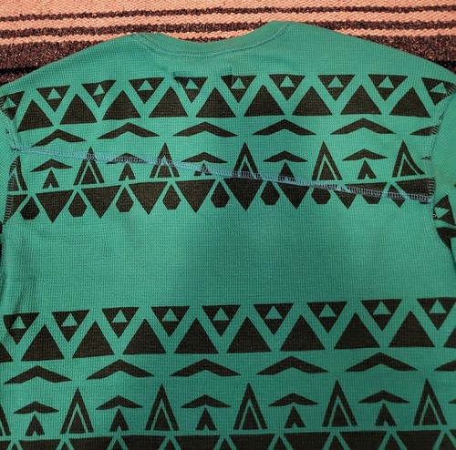 Y2K Volcom Long Sleeve Shirt Mens SMAL Henley Blue Aztec Geometric Skateboarding - Picture 5 of 8