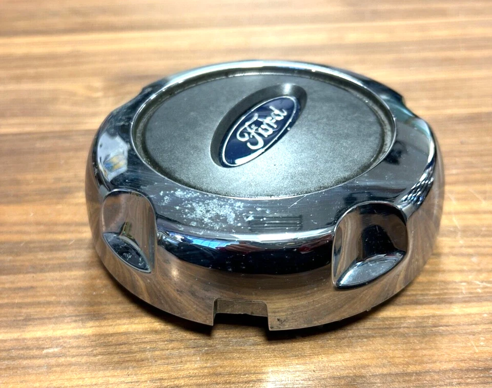 2002-2005 Ford Explorer Wheel Center Cap 1L24-1A096-HA - Image 2 of 4