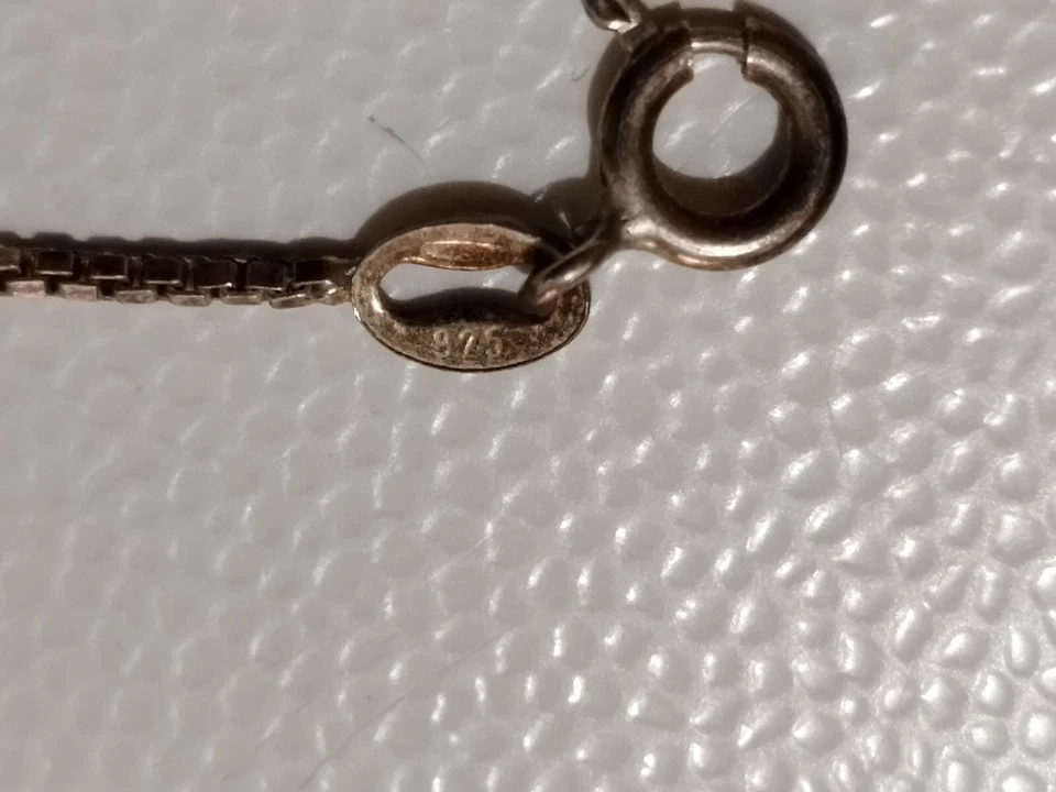 VINTAGE ANNI 90 CIONDOLO A GOCCIA E PIETRE CON COLLANA IN ARGENTO 925 - Immagine 3 di 4