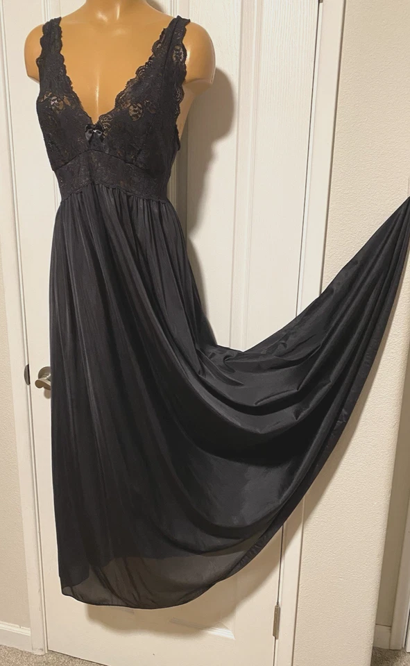 Camisola estilo olga vintage anos 70 SHADOWLINE PRETA COM CORPETE DE RENDA E BOA VARREDURA TAMANHO G - Imagem 3 de 4