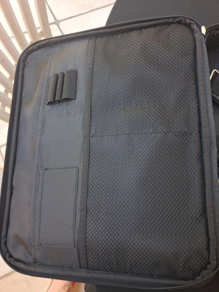 Sacoche Ordi Portable - Photo 3/3