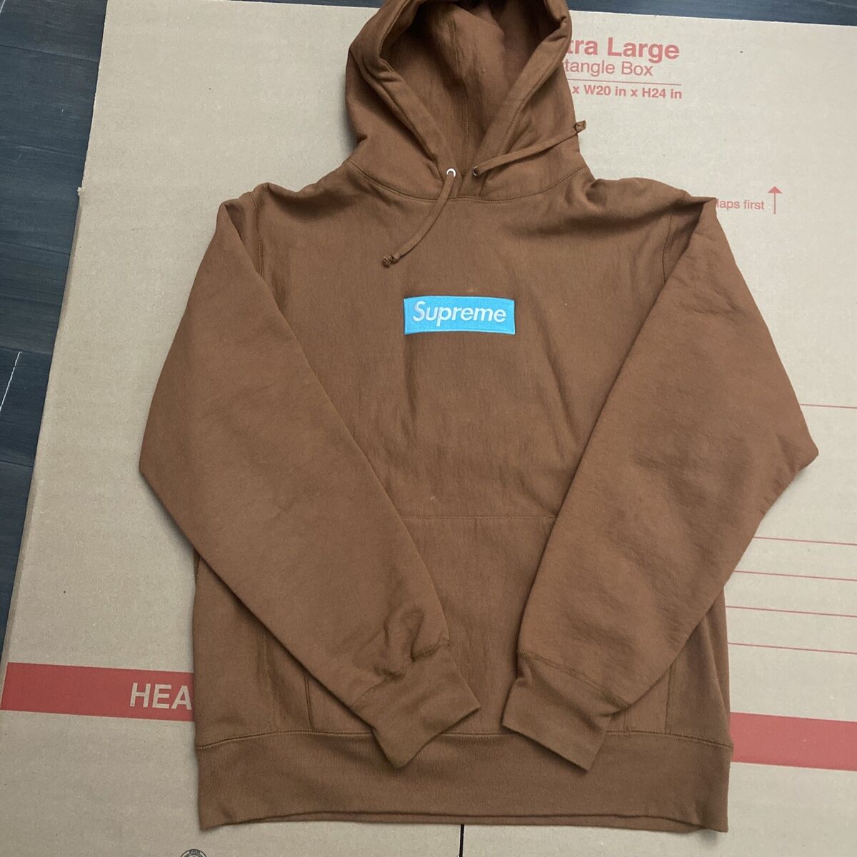 Supreme FW17 Rust Box Logo Hoodie Size Large|100% Authentic | Pre-Owned