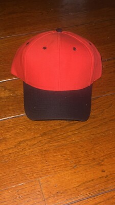 Vintage Blank KC Brand Red/Black Two Tone Snapback Baseball Hat Cap Bullls