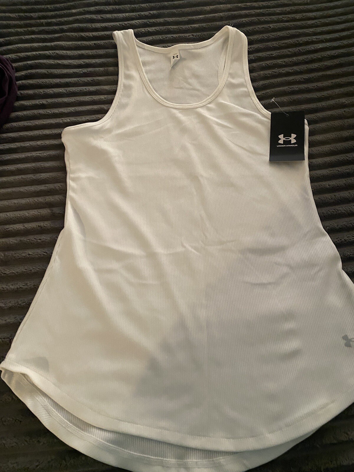 Picture 1 of 4