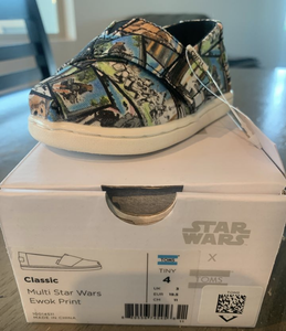 tom star wars shoes