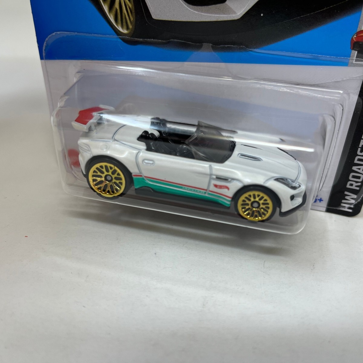 15 Jaguar F-type Project 7 #116 * WHITE * 2024 Hot Wheels