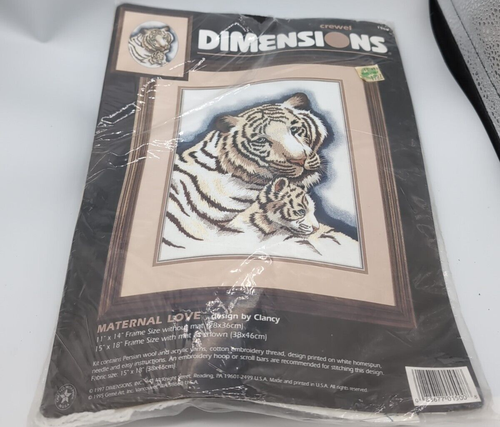 Kit de agujas Tiger Cub Maternal Love Crewel Dimensiones Clancy # 1500 - Imagen 2 de 3