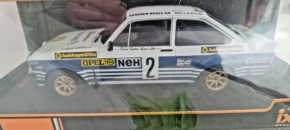 IXO 1/18 Scale Ford Escort Mk2 RS1800 Ari Vatanen 1982 Rally Sweden Car #2 - Image 4 of 4