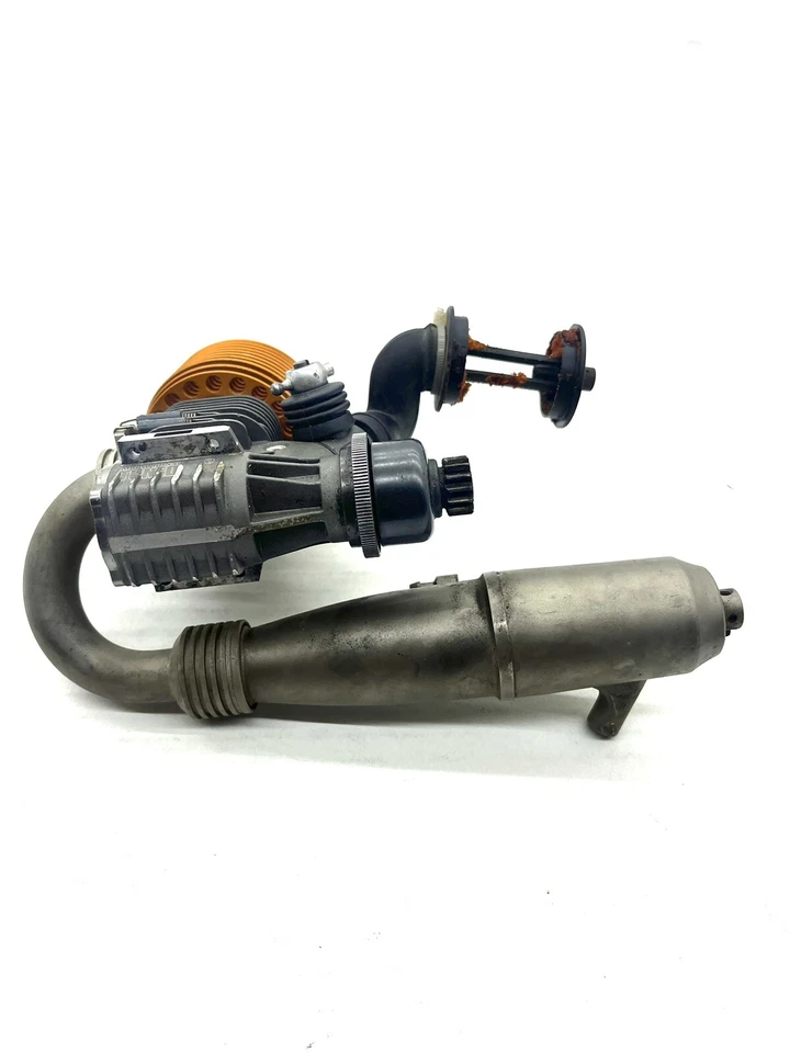 Motor Nitro GRP .21 1/8 con tubo afinado y carburador Foto 4 de 4