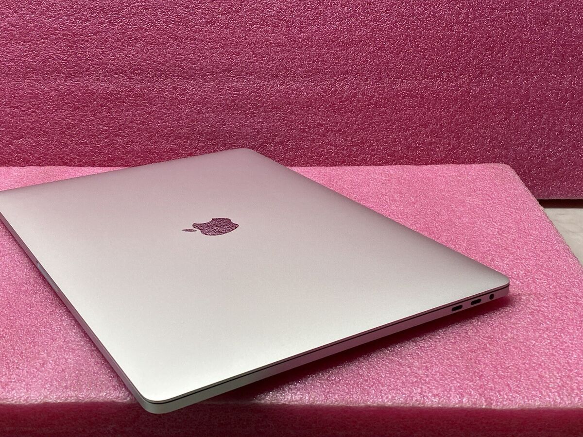 Apple MacBook Pro 2018 15 Apple MacBook Pro 2018 15