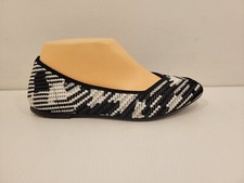 NEW Womens SKECHERS CLEO BLURRY Black  White Flats - Shoe Size US 7 M