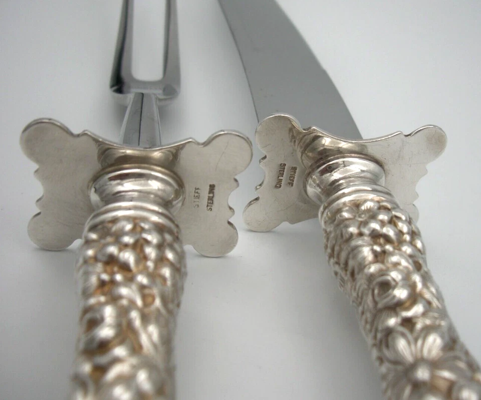 STIEFF CO REPOUSSE TENEDOR DE PLATA ESTERLINA Y CUCHILLO JUEGO PARA TALLAR CARNE CON 925 PROTECTORES Foto 4 de 4