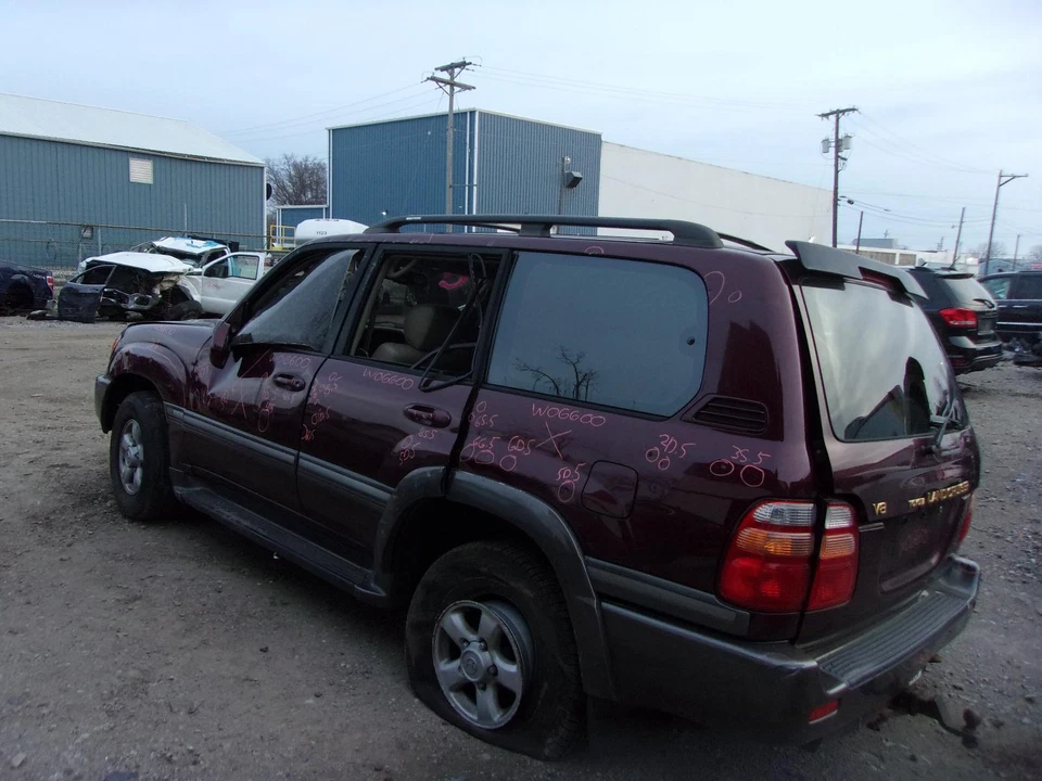 Used Windshield Wiper Motor fits: 2000 Toyota Land cruiser standard spec Grade A - Image 3 of 4