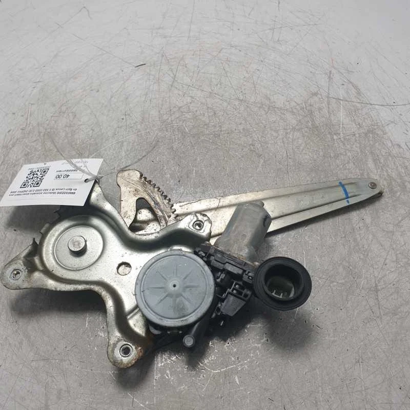 6980322200 Motorino alzavetro alzacristalli post dx 6pin Lexus IS II XE2 220D 2. - Immagine 2 di 4