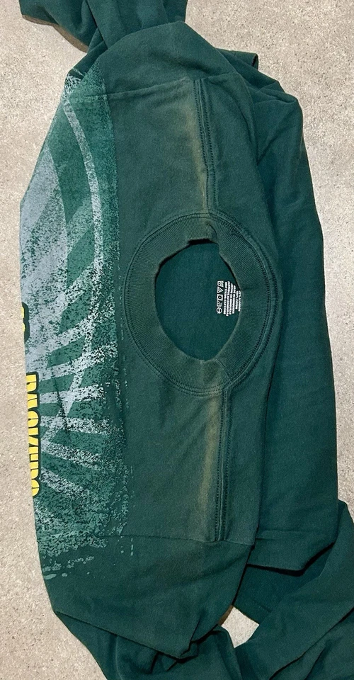 Green Bay Packers Medium T-Shirt Greg Jennings 2006-2012 Green Long Sleeve  - Image 4 of 4