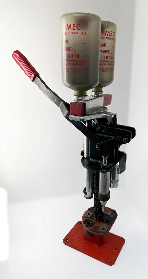 MEC “600 JR” 12 & 20 GAUGE SHOTSHELL RELOADING PRESS W/ACCESSORIES - MEC 12 20 - Image 4 of 4
