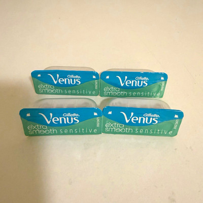 Gillette Venus Extra Smooth Sensitive 5-Blade Refill Cartridges, 4 Count