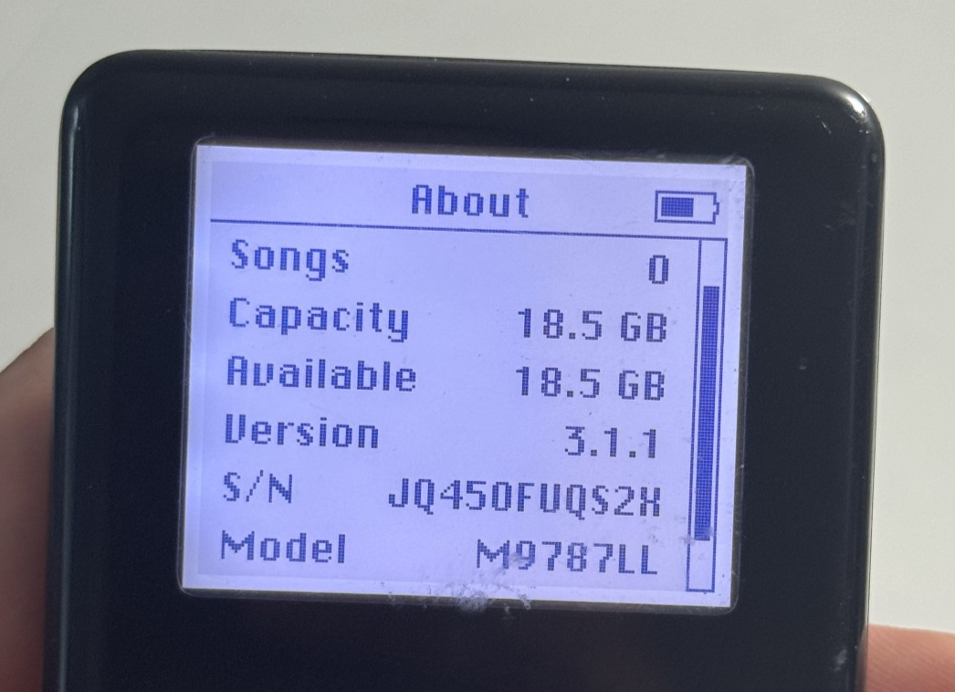 Apple iPod classic M9787LL 4th Gen. U2 Special Edition Black/Red