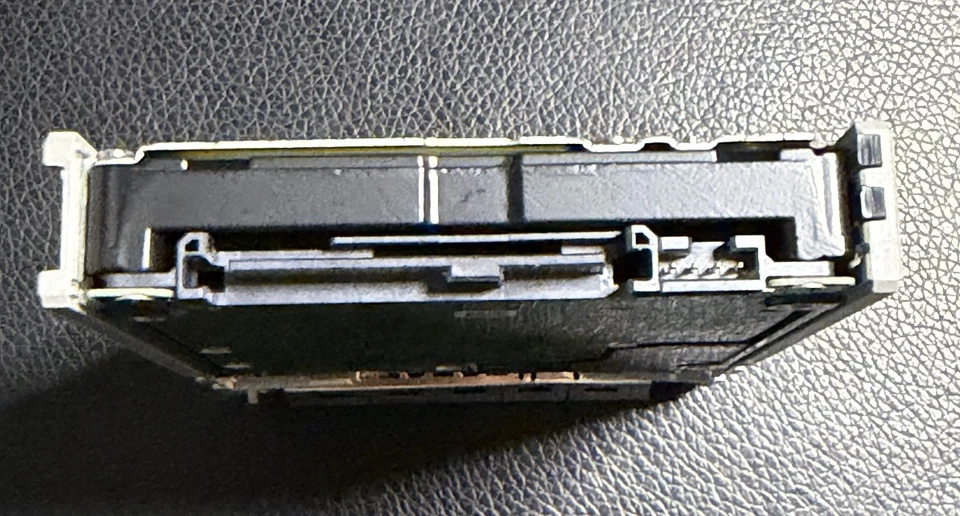 Dell 1.2TB 10K 512n 12Gbps SAS 2.5 HDD Exos 10E2400 (G2G54) - Image 3 of 4