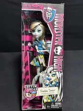 Monster High Coffin Bean Frankie Stein Girl Doll 2013 Coffe Cup Mattel