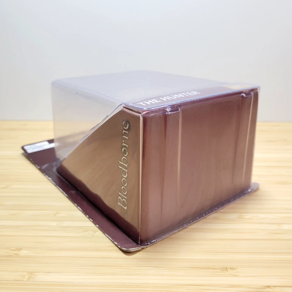 TOTAKU Bloodborne - The Hunter No 5 First Edition Figure - NEW SEALED - Image 4 of 4