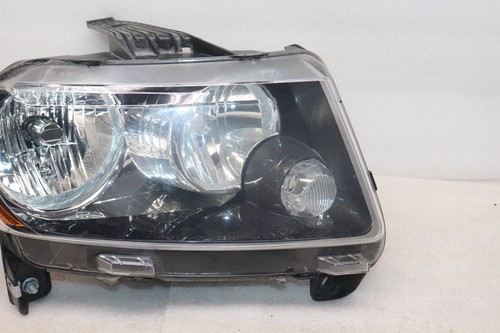 DEPO Halogen Headlight for 2011-2013 Right Passenger JEEP GRAND CHEROKEE - Picture 2 of 9