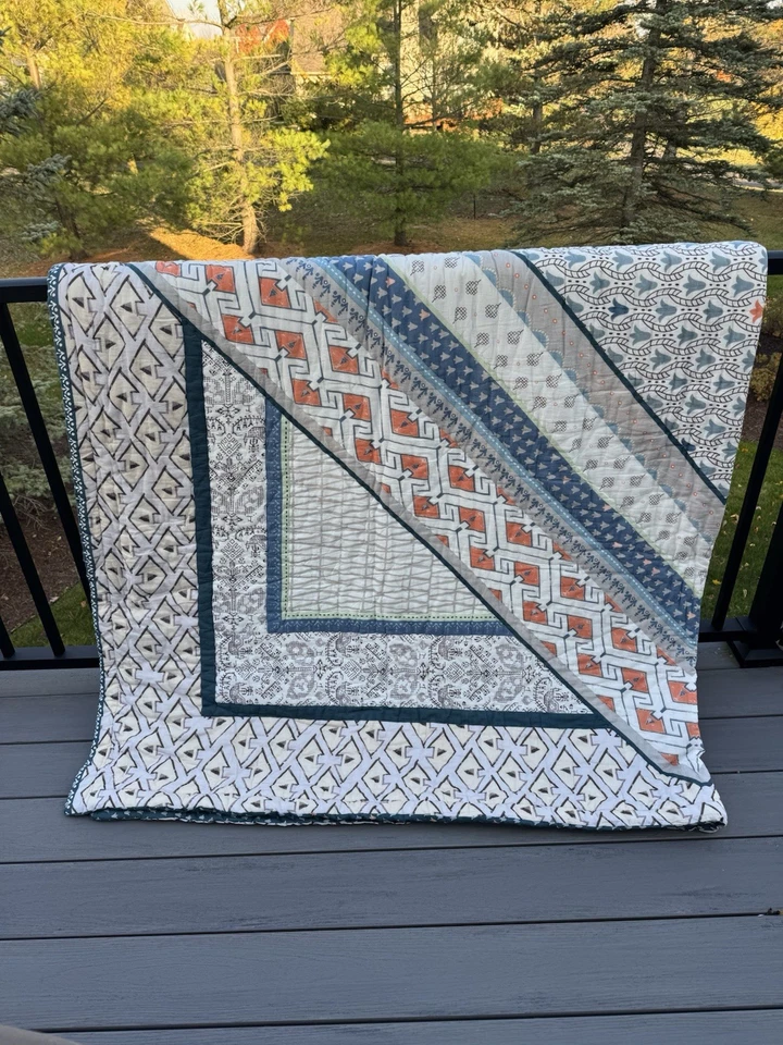 Edredón reversible Anthropologie Linden Queen algodón Courtepointe Grandeur 92"x96" Foto 4 de 4