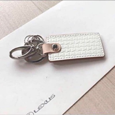 Rare Lexus Genuine Leather Keychain Spindle 17th Anniversary Limited White Loop