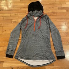 Cuddl Duds Sport Layer Womens Small Grey Orange Geometric Quarter Zip Hoodie S