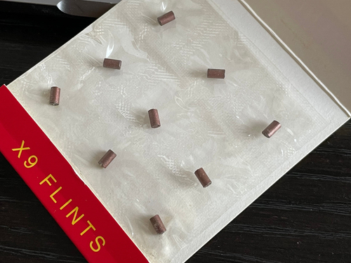 9 RONSON FLINTS. 9 UNITS. 9 PIEDRAS RONSON. 9 FUEURSTEINE RONSON