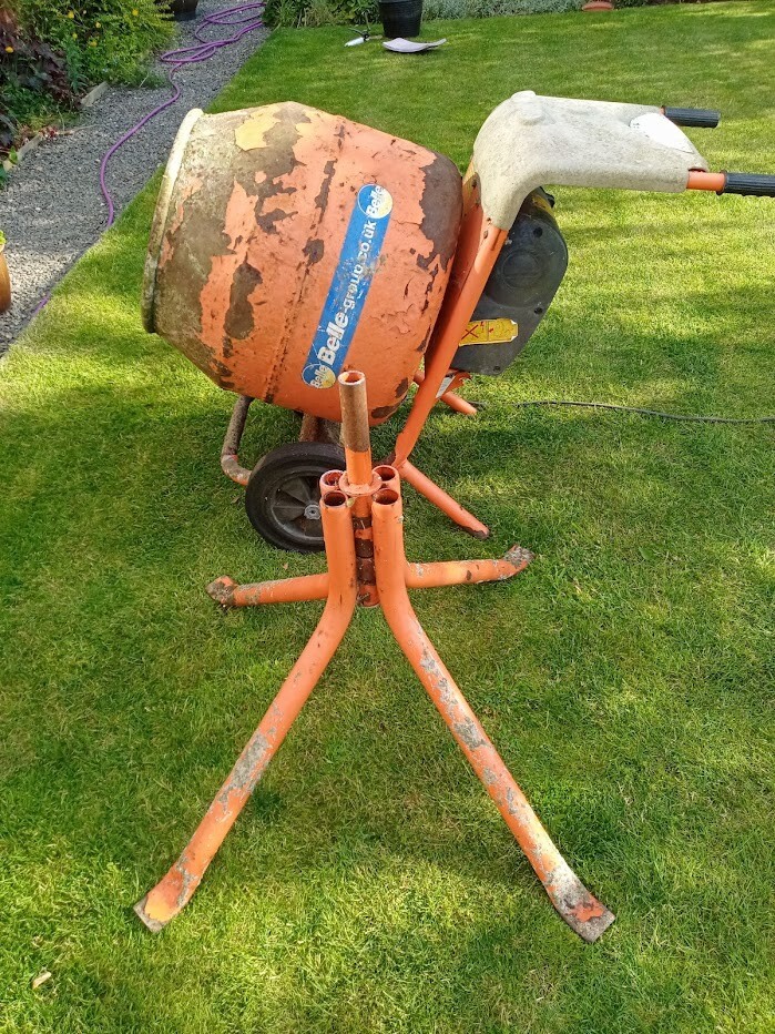 Belle Minimix 150 240V Electric Concrete Cement Mixer eBay