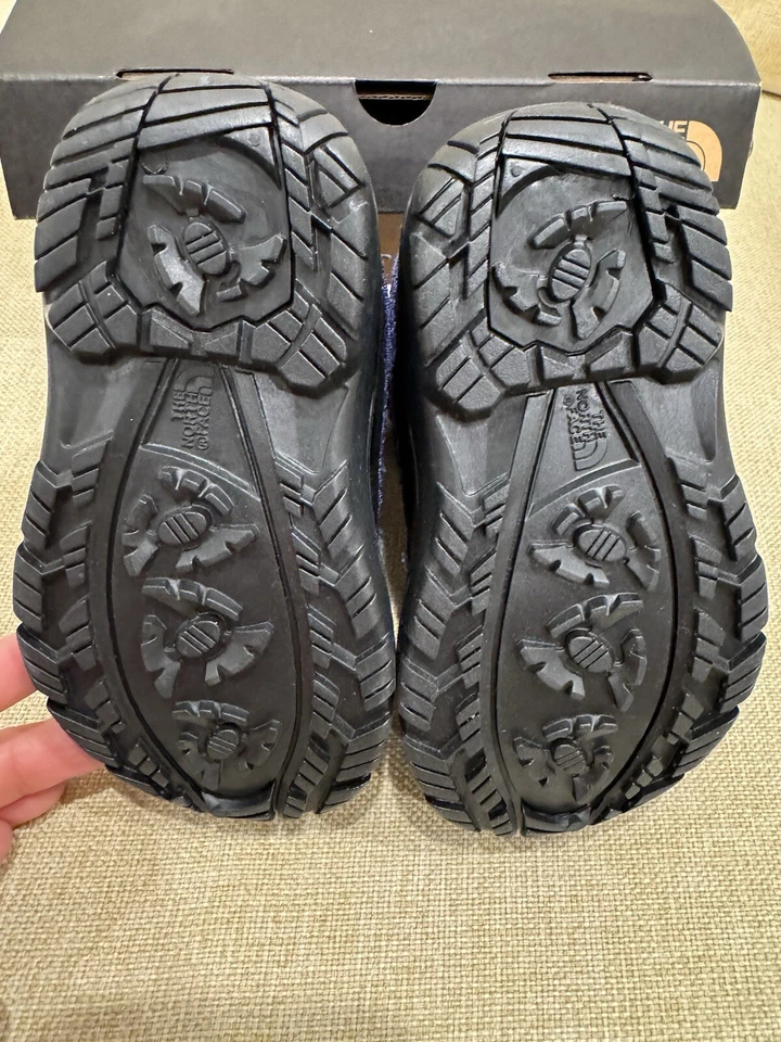 学步儿童 Alpen Glow II,North Face,全新 — 第 2/4 张图片