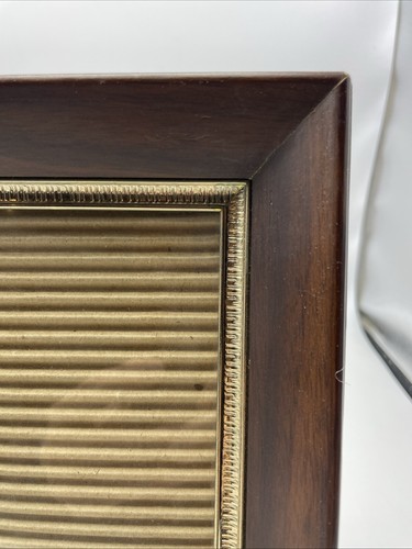 Picture Frame 8x10 Dark Wood Gold Tone Metal Table Top Wall Mount Photo Vintage - Picture 6 of 14