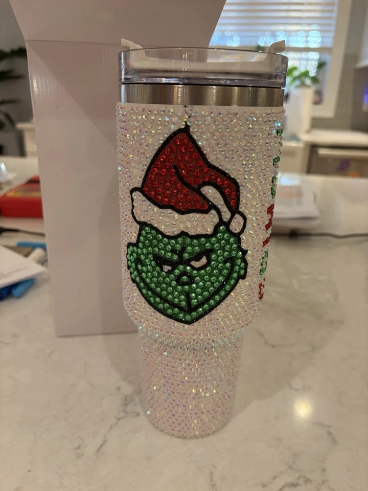 2 Vasos Navidad Grinch Estrás 40oz Rojo y Blanco Vacaciones Festivas Foto 4 de 4