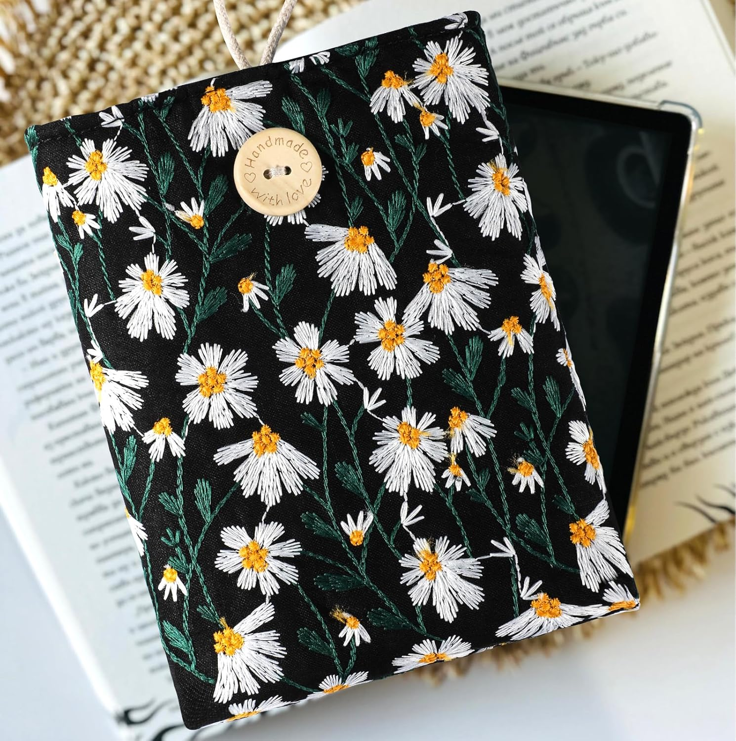 Embroidered Daisy Floral Kindle Sleeve for 6-7 Inch Kindle Paperwhite