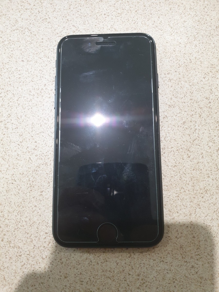 iPhone7  125GB ブラック iPhone7 128GB ジェットブラック