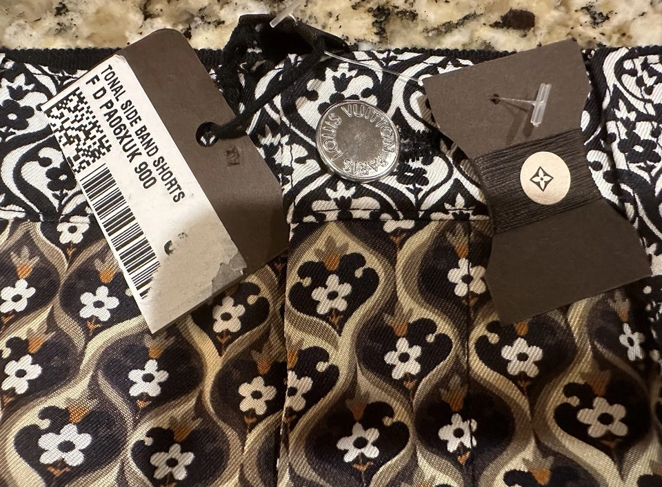 NUEVO CON ETIQUETAS NUEVO Louis Vuitton 2016 Negro Blanco Medio Pantalones Cortos 34 36 0 2 4 S XS Foto 4 de 4