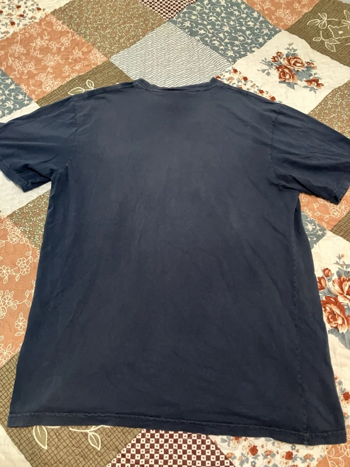 Camiseta manga curta Timberland azul marinho desbotada muito rara vintage M - Imagem 3 de 4