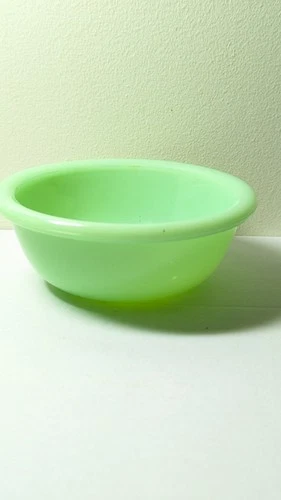 Vintage McKee Jadite Berry Bowl