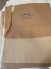 1PR VINTAGE HANES 615 RT SHEER HEEL SHINY NYLON STOCKINGS SIZE 11 LONG LITTLE CO
